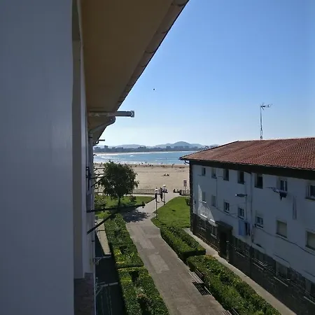 Primera Línea De Playa,zona Puerto Deportivo Apartamento *