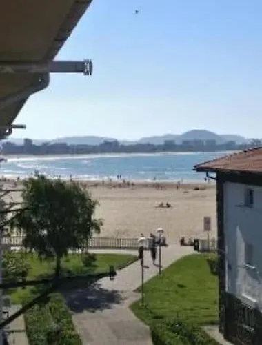 Apartment Primera Linea De Playa,zona Puerto Deportivo